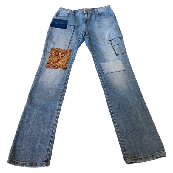 Host PICK INC Sequins Patch Distressed Boyfriend Regular Fit Jeans SOLD OUT - Picture 5 of 15